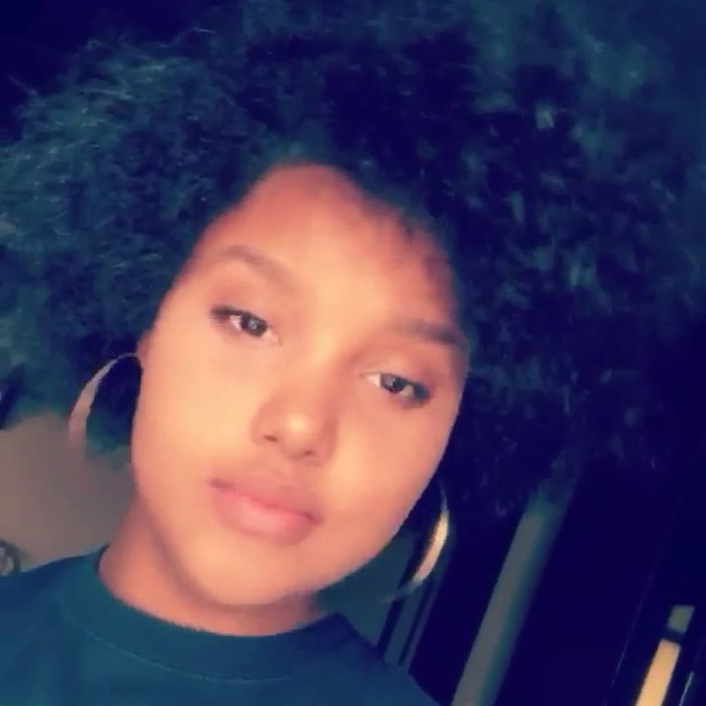 Meet your Posher, Angelique
